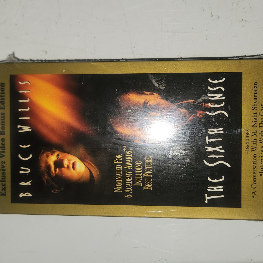 The Sixth Sense Exclusive Video Bonus Edition VHS